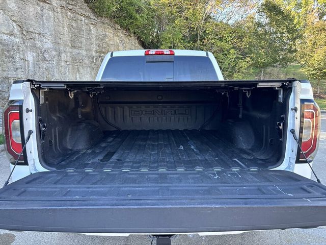 2018 GMC Sierra 1500 4WD Crew Cab 143.5" Denali - 23101512 - 53