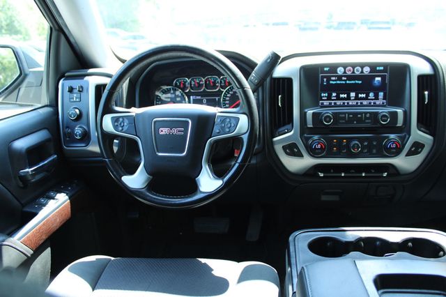 2018 GMC Sierra 1500 4WD Crew Cab 143.5" SLE - 23066980 - 11