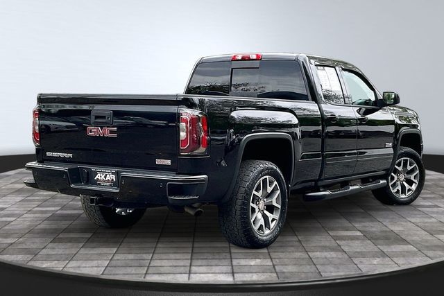 2018 GMC Sierra 4WD Double Cab Standard Box SLT's photo