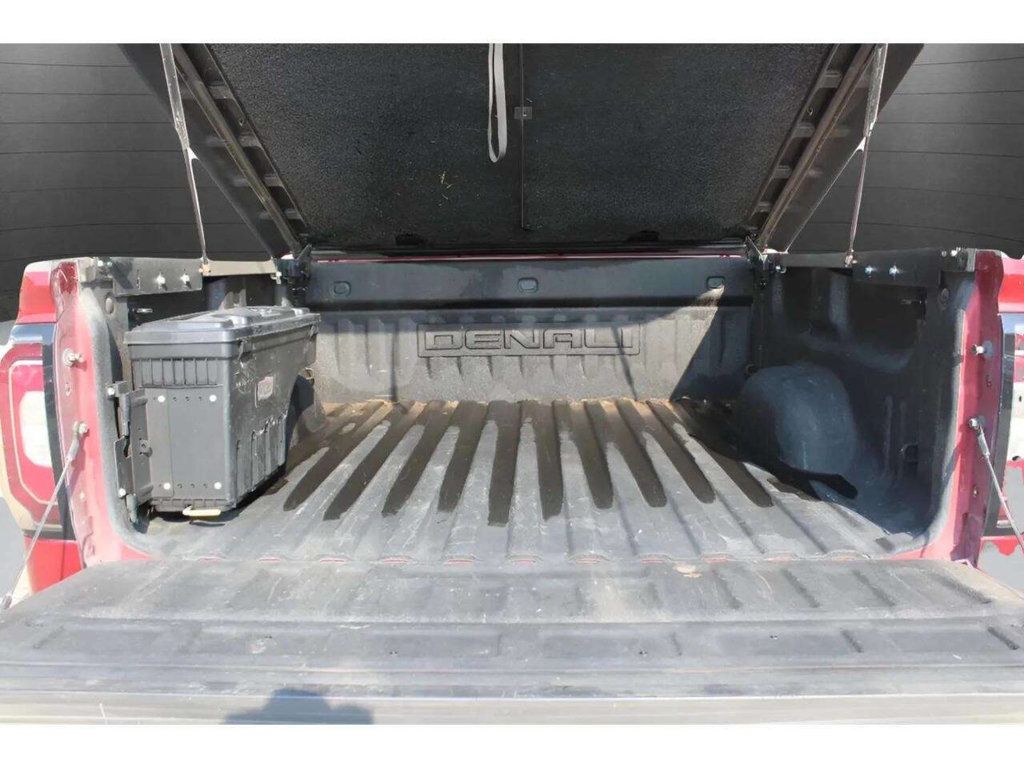 2018 GMC Sierra 1500 Denali 4x4 4dr Crew Cab 5.8 ft. SB - 22936460 - 8