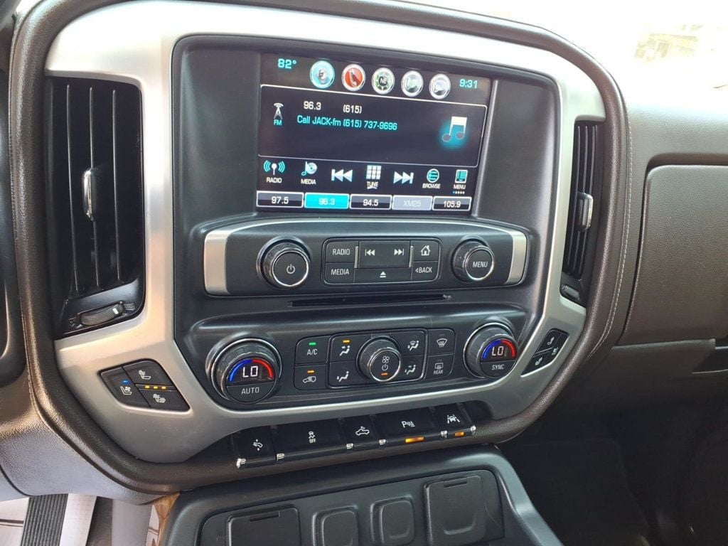 2018 GMC Sierra 1500 SLT Pickup 4D 5 3/4 ft - 23057659 - 8