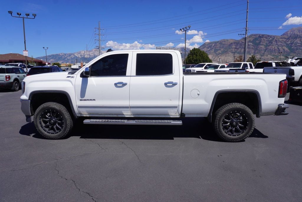 2018 GMC Sierra 1500 SLT Z71 - 23070601 - 1