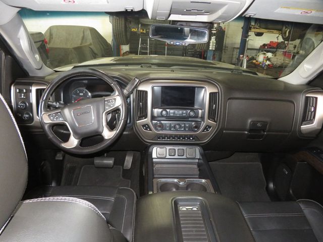 2018 GMC Sierra 2500HD 4X4 GMC DENALI DURAMAX DIESEL 2 OWNER AZ TRUCK EXYTRA CLEAN 4X4  - 22947596 - 39