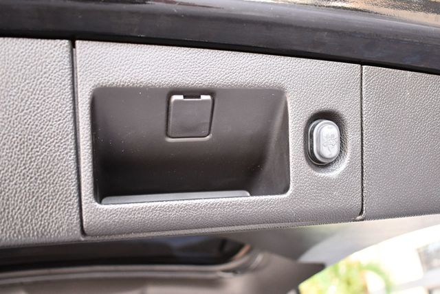 2018 GMC Yukon 2WD 4 Door Denali W/Ultimate & Open Road Packages - 22941547 - 18