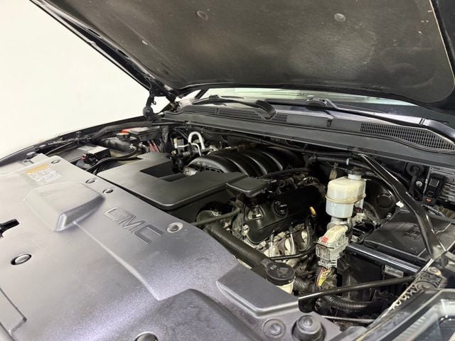 2018 GMC Yukon 4WD 4dr Denali - 23078243 - 41