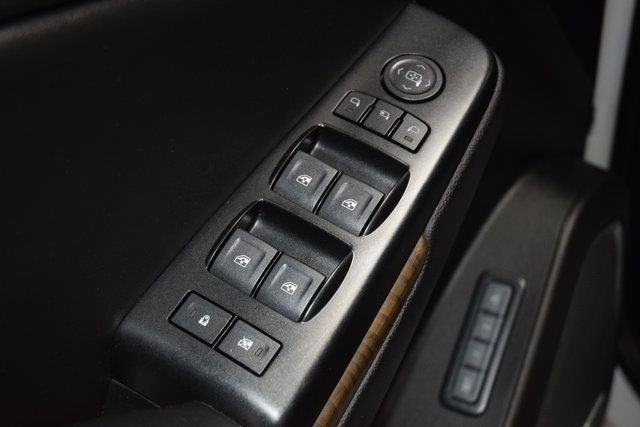 2018 GMC Yukon 4WD 4dr Denali - 22917525 - 49