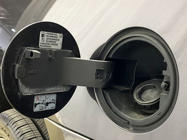 2018 GMC Yukon 4WD 4dr Denali - 22987485 - 21