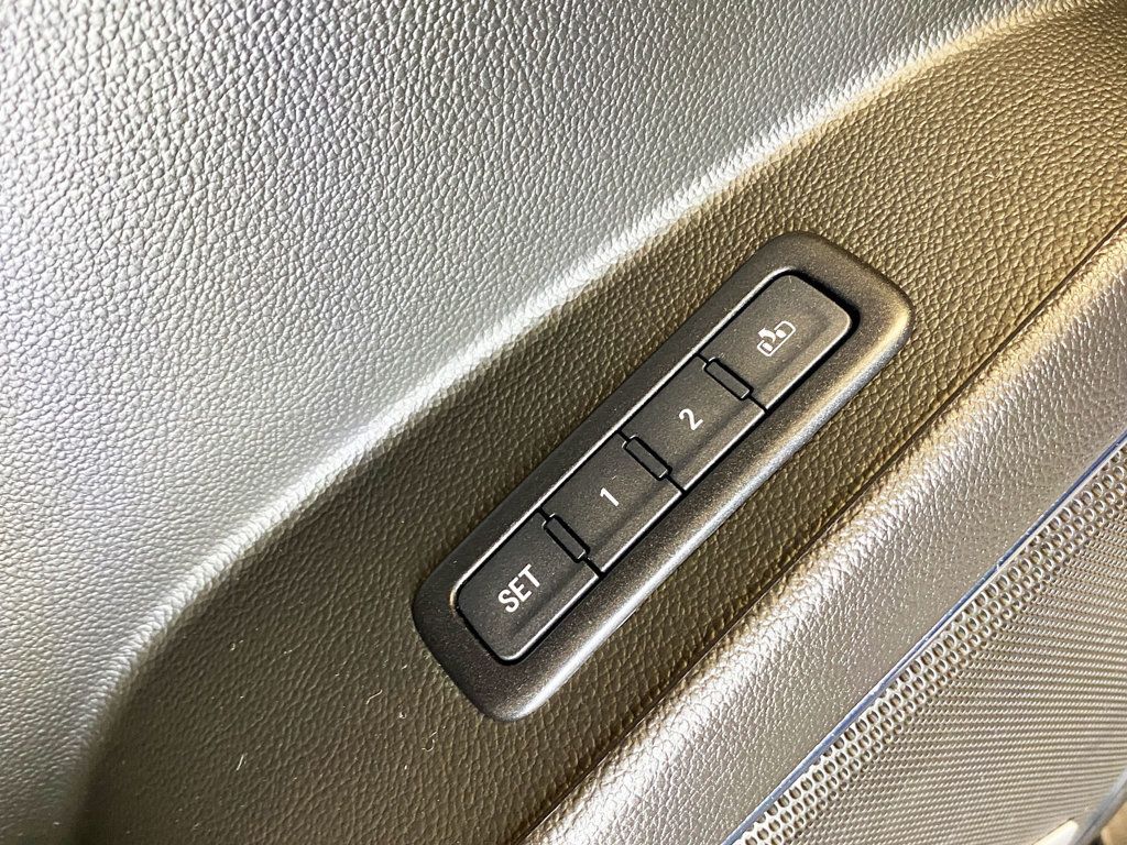 2018 GMC Yukon 4WD 4dr Denali - 22987485 - 24