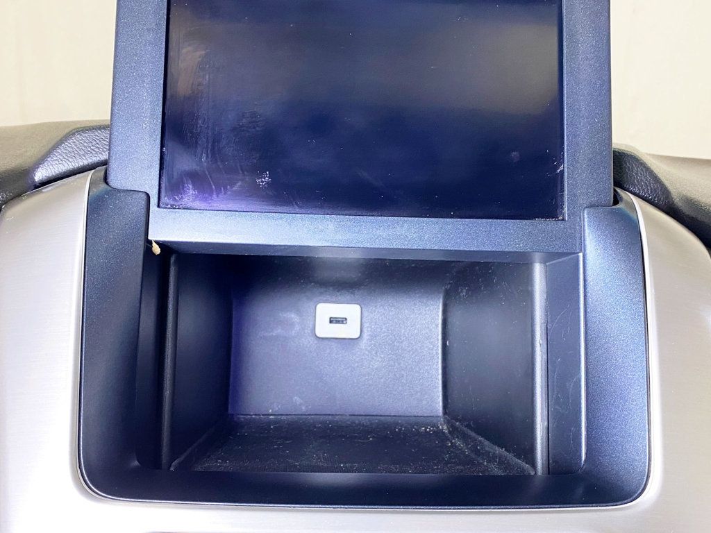 2018 GMC Yukon 4WD 4dr Denali - 22987485 - 42