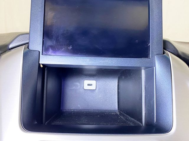 2018 GMC Yukon 4WD 4dr Denali - 22987485 - 42