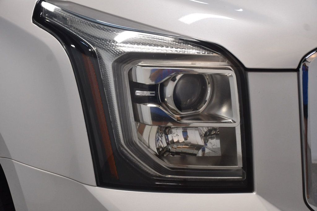 GMC Yukon photo 10