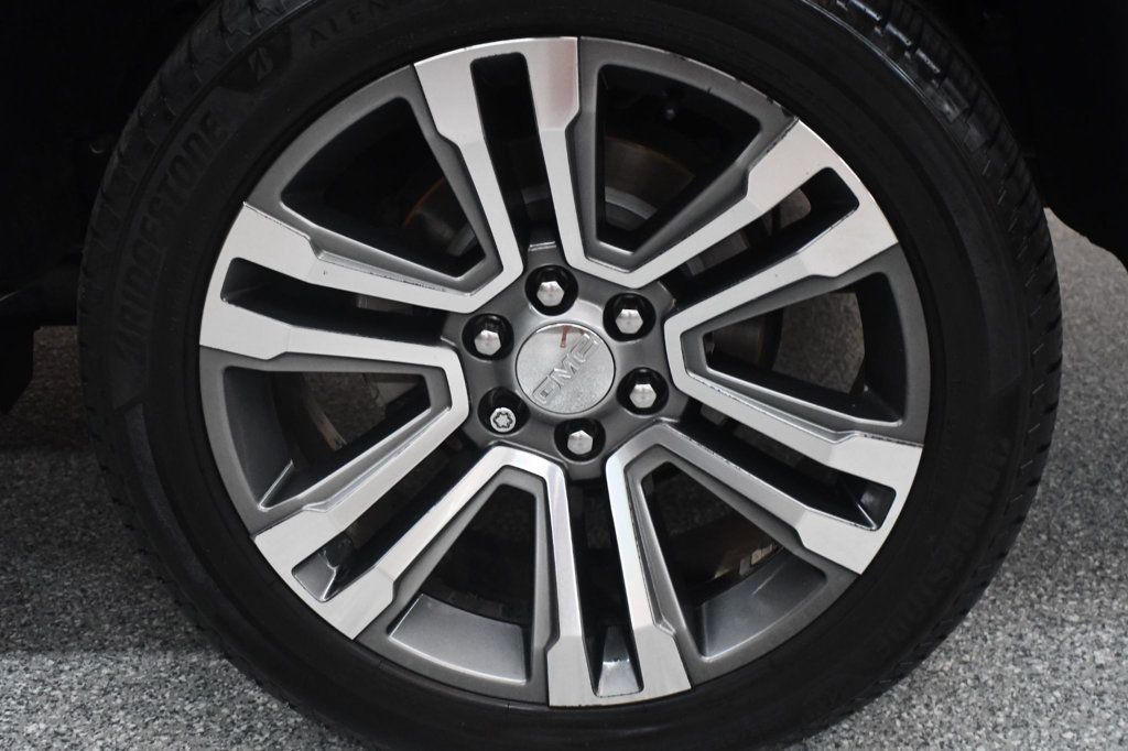 GMC Yukon photo 19