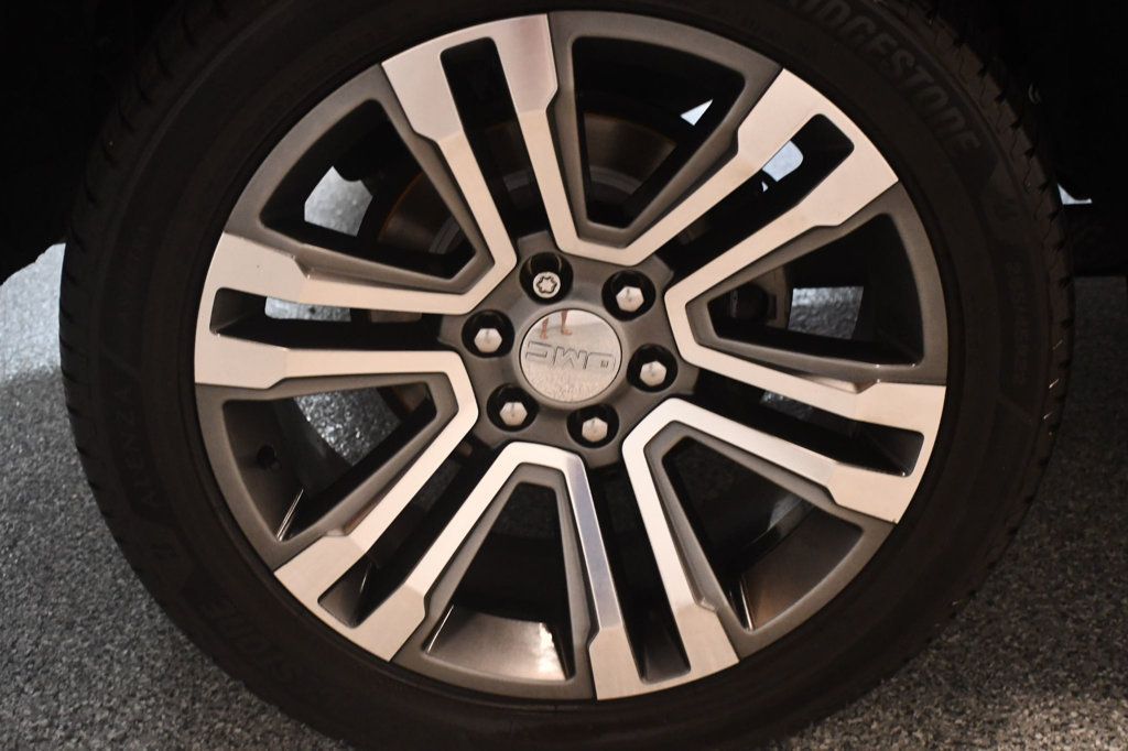 GMC Yukon photo 20