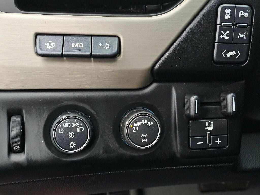 2018 GMC Yukon 4WD 4dr Denali - 22946199 - 33