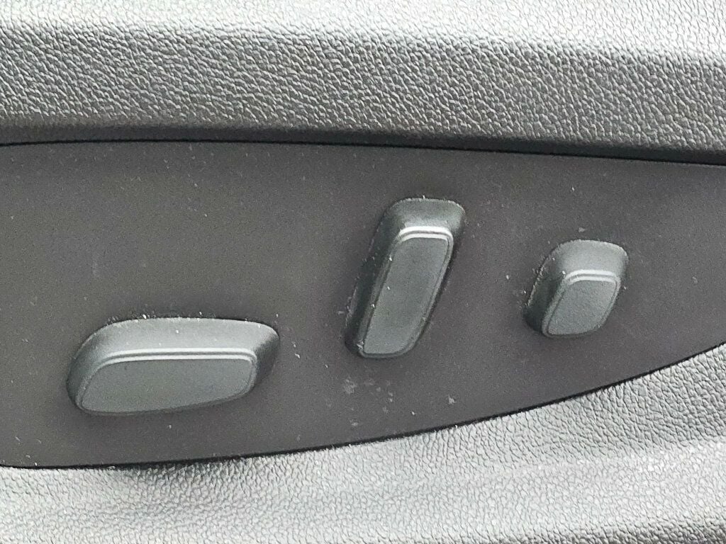 2018 GMC Yukon 4WD 4dr Denali - 22946199 - 35