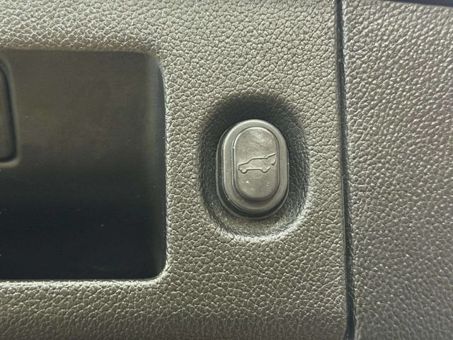 2018 GMC Yukon 4WD 4dr SLE - 22989114 - 14