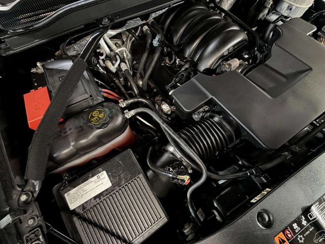 2018 GMC Yukon 4WD 4dr SLE - 22989114 - 35