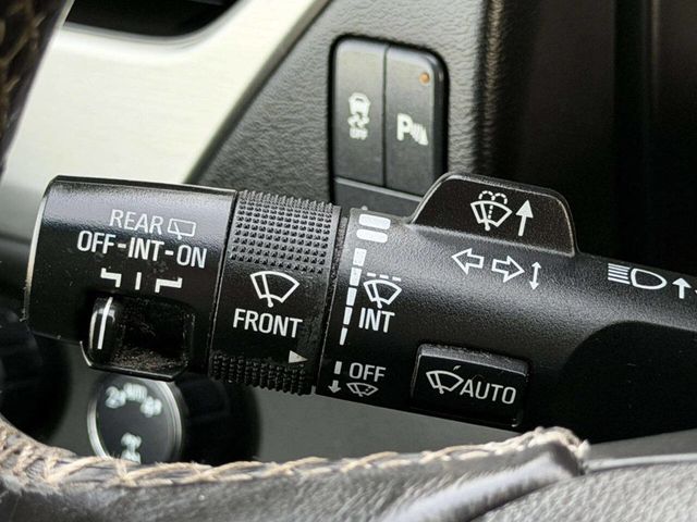 2018 GMC Yukon 4WD 4dr SLE - 22989114 - 42