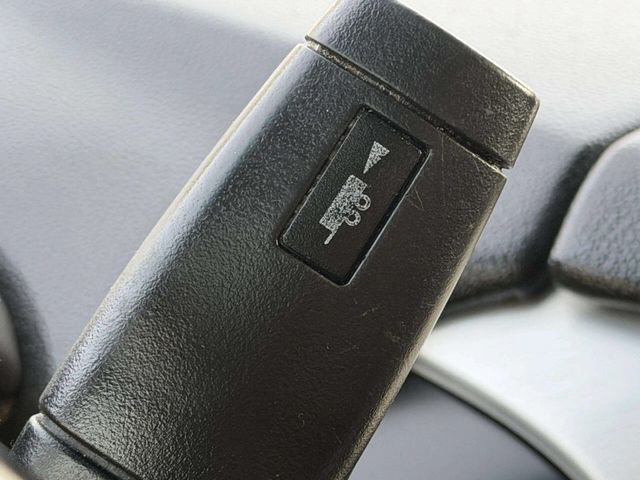 2018 GMC Yukon 4WD 4dr SLE - 22989114 - 43