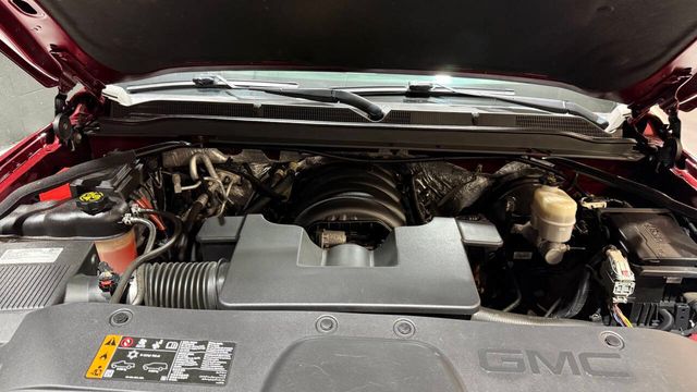 2018 GMC Yukon 4WD 4dr SLE - 22962744 - 39