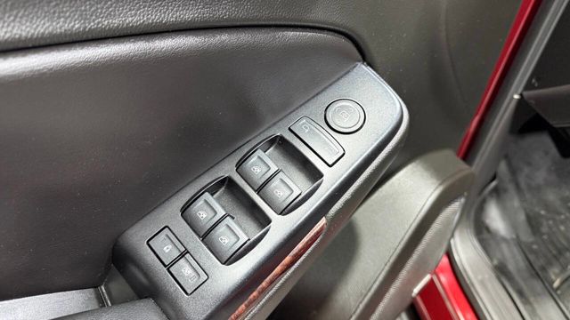 2018 GMC Yukon 4WD 4dr SLE - 22962744 - 42