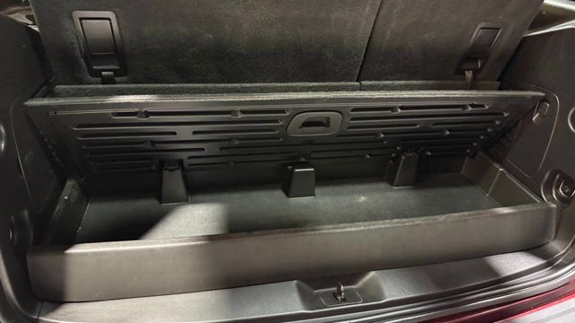 2018 GMC Yukon 4WD 4dr SLE - 22962744 - 55