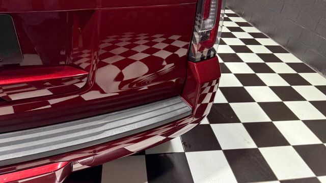 2018 GMC Yukon 4WD 4dr SLE - 22962744 - 75