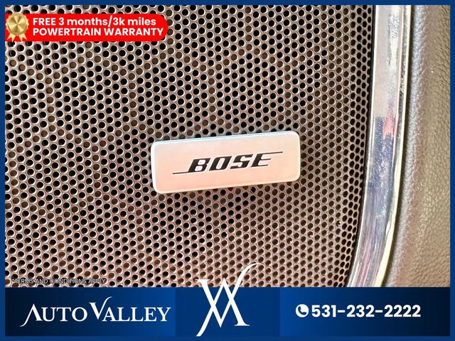 2018 GMC Yukon Denali Sport Utility 4D - 22986176 - 13