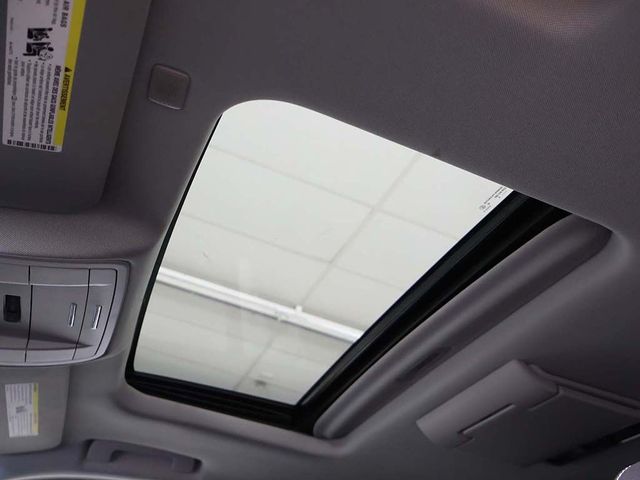 2018 GMC Yukon SLT - 23002401 - 24