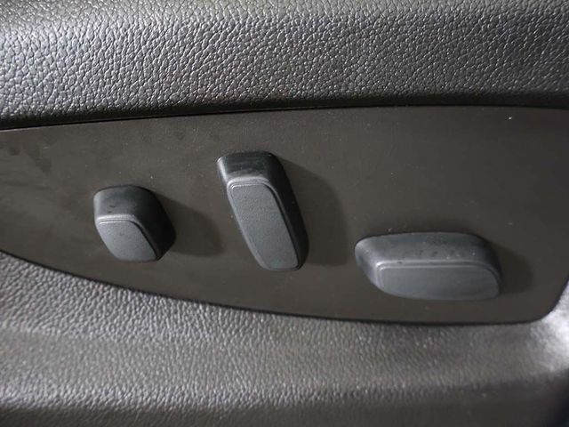 2018 GMC Yukon SLT - 23002401 - 38