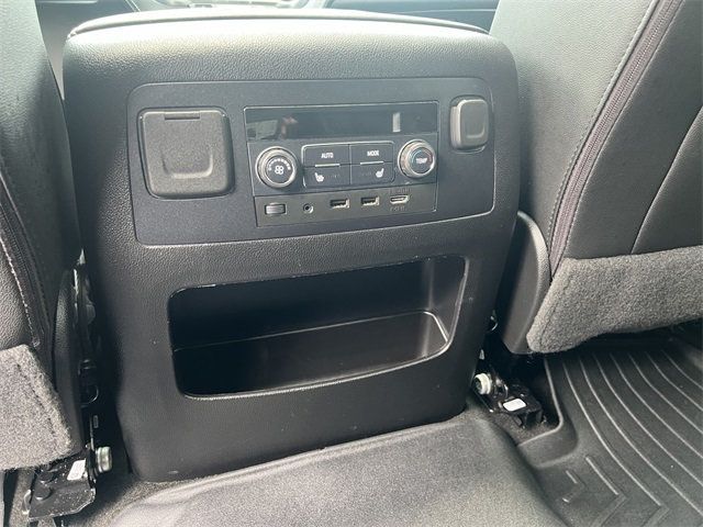 2018 GMC Yukon SLT - 22893307 - 17