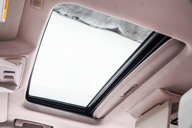 2018 GMC Yukon XL 4WD 4dr Denali - 22875342 - 40