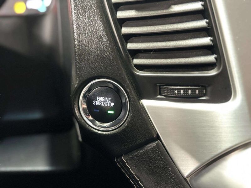 2018 GMC Yukon XL 4WD 4dr SLT - 22983759 - 30