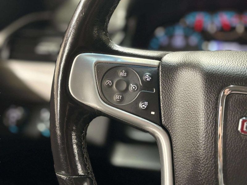 2018 GMC Yukon XL 4WD 4dr SLT - 22983759 - 31