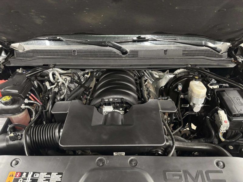 2018 GMC Yukon XL 4WD 4dr SLT - 22983759 - 8