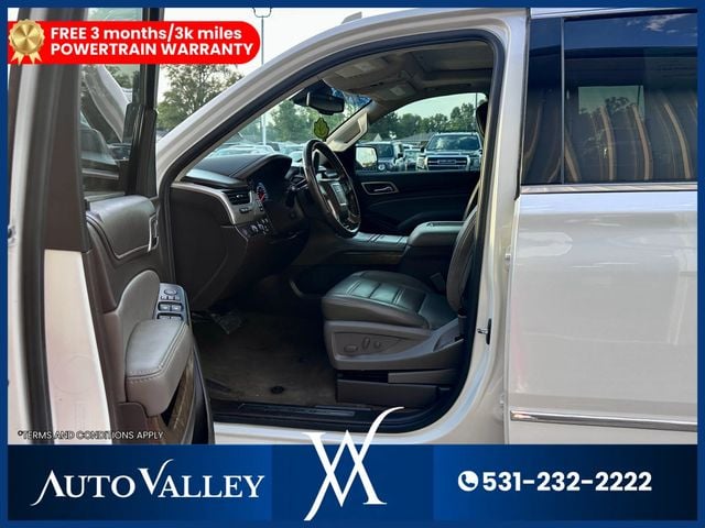 2018 GMC Yukon XL Denali Sport Utility 4D - 22939048 - 12
