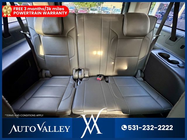 2018 GMC Yukon XL Denali Sport Utility 4D - 22939048 - 36