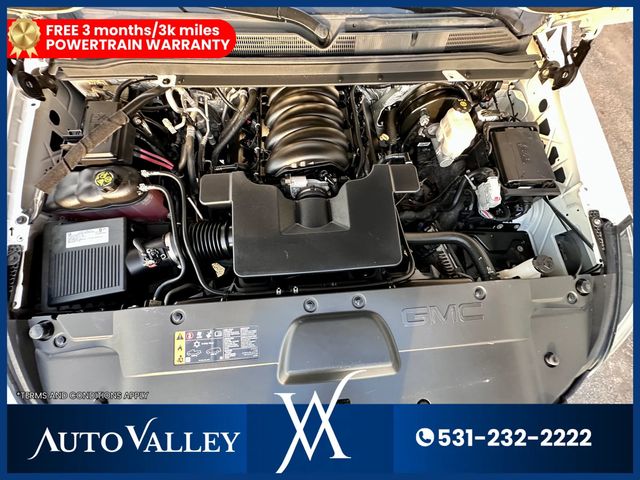 2018 GMC Yukon XL Denali Sport Utility 4D - 22939048 - 40