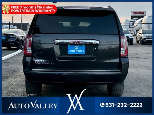 2018 GMC Yukon XL Denali Sport Utility 4D - 22954862 - 5