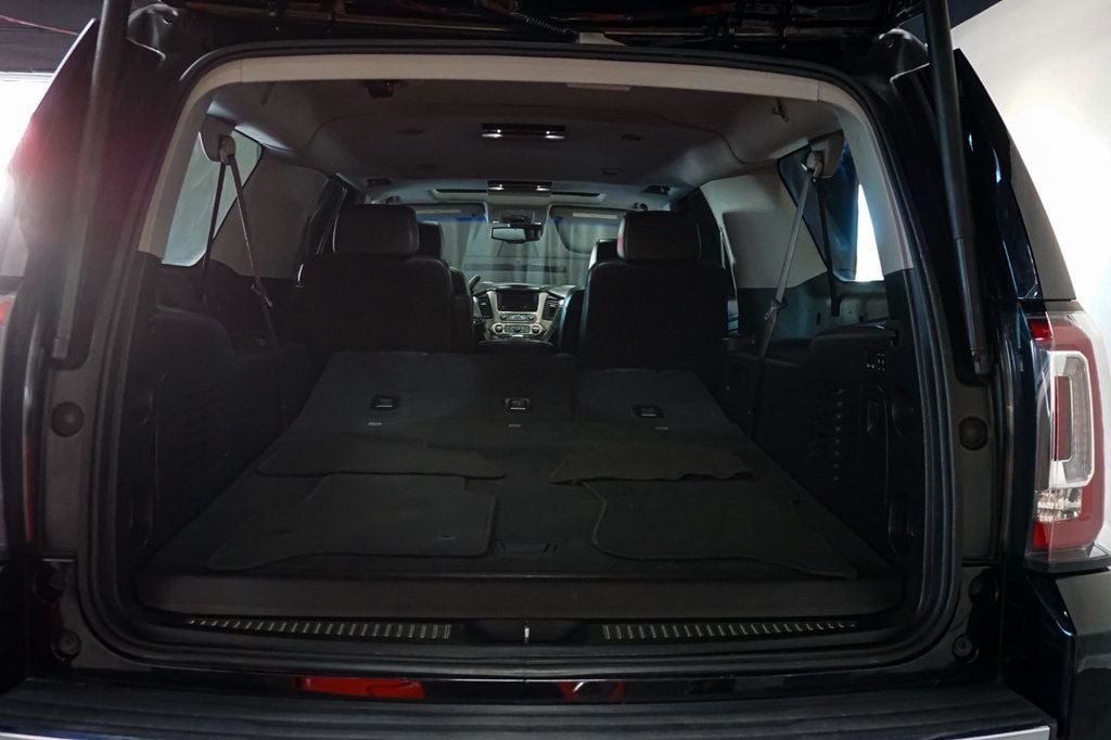 2018 GMC Yukon XL *Denali XL 4x4* *Black Leather* *Nav/Sunroof* *TV/DVD* - 22999111 - 47