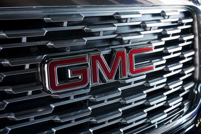 2018 GMC Yukon XL *Denali XL 4x4* *Black Leather* *Nav/Sunroof* *TV/DVD* - 22999111 - 72