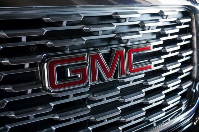 2018 GMC Yukon XL *Yukon XL Denali* *4WD* *Black/Black* *Nav/DVD* - 22973142 - 71