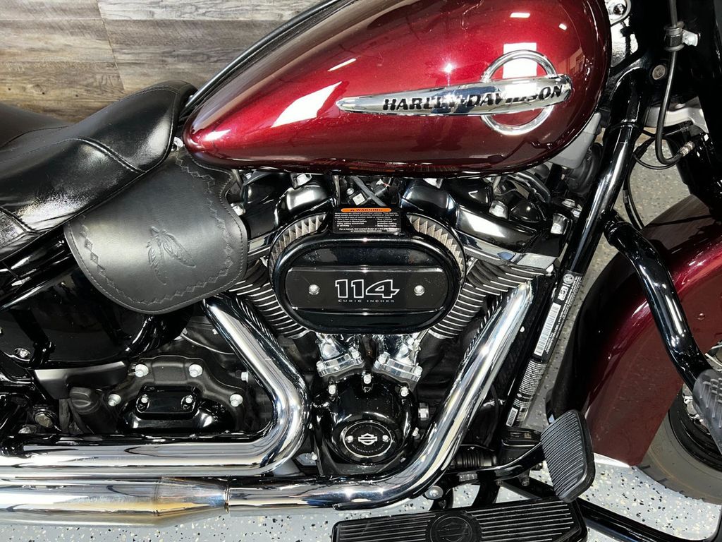 2018 Harley-Davidson FLHCS Heritage Classic 114 SUPER CLEAN! - 22298192 - 5
