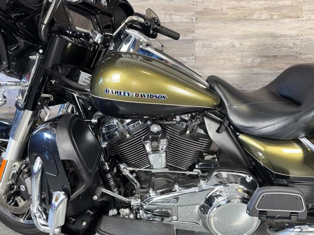 2018 Harley-Davidson FLHTK Electra Glide Ultra Limited SUPER CLEAN! - 22981030 - 11