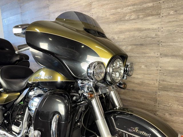 2018 Harley-Davidson FLHTK Electra Glide Ultra Limited SUPER CLEAN! - 22981030 - 4