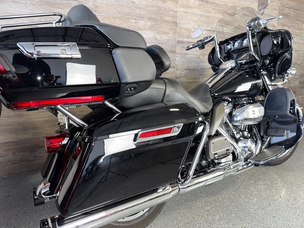 2018 Harley-Davidson FLHTK Ultra Limited One Owner! - 23032320 - 2