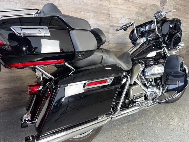 2018 Harley-Davidson FLHTK Ultra Limited One Owner! - 23032320 - 2