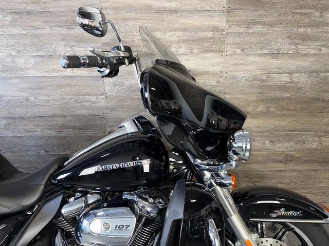 2018 Harley-Davidson FLHTK Ultra Limited One Owner! - 23032320 - 3
