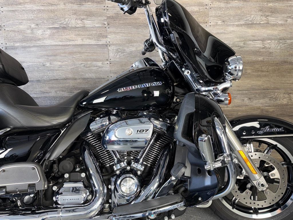2018 Harley-Davidson FLHTK Ultra Limited One Owner! - 23032320 - 4