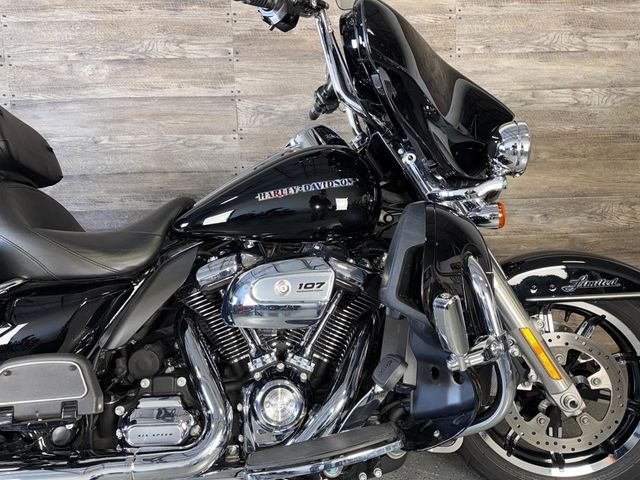 2018 Harley-Davidson FLHTK Ultra Limited One Owner! - 23032320 - 4